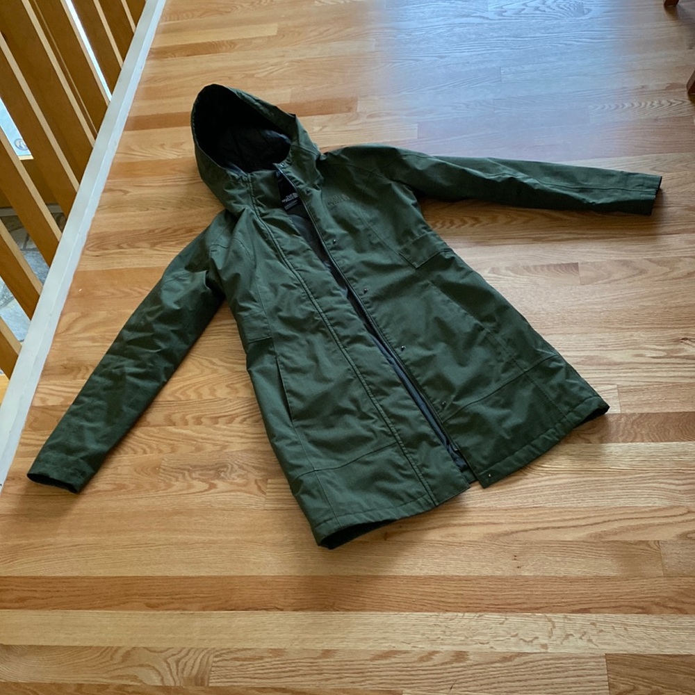 Northface raincoat, slight insulated
